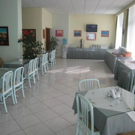 Miramare Bay Hotel كارباثوس المظهر الخارجي الصورة